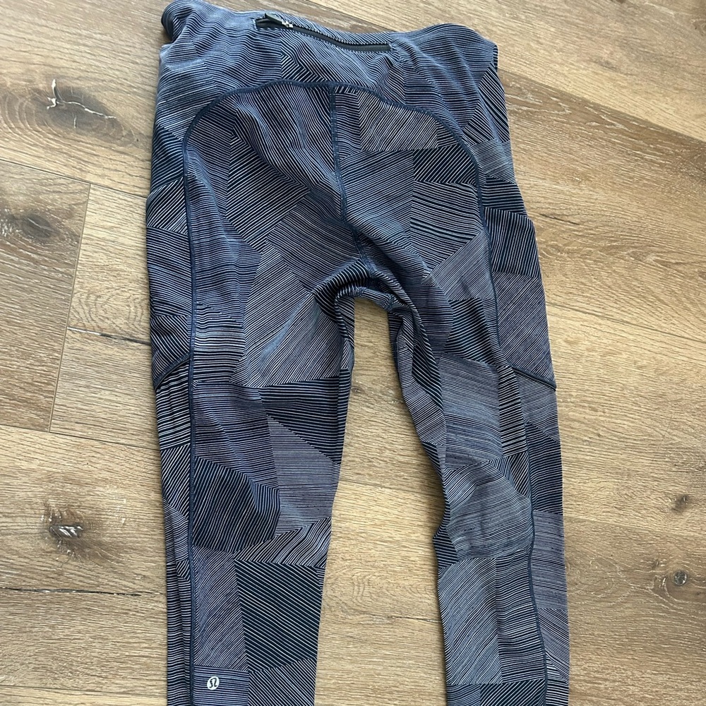 lululemon athletica women Black Patterned Leggings